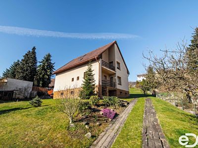 Prodej vícegeneračního domu 300 m², pozemek 1852 m²