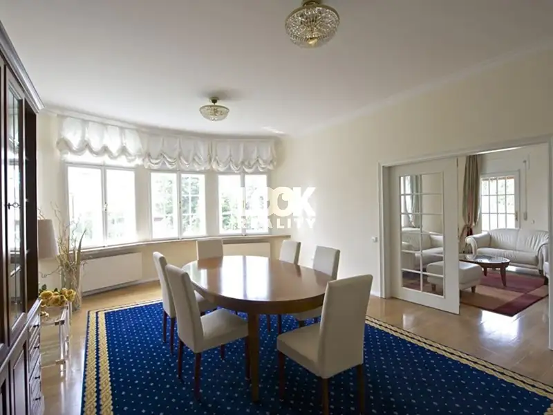 Pronájem bytu 4+1 150 m², Praha – náhled fotky 2
