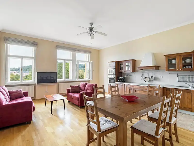 Pronájem bytu 3+kk 92 m², Praha – náhled fotky 2