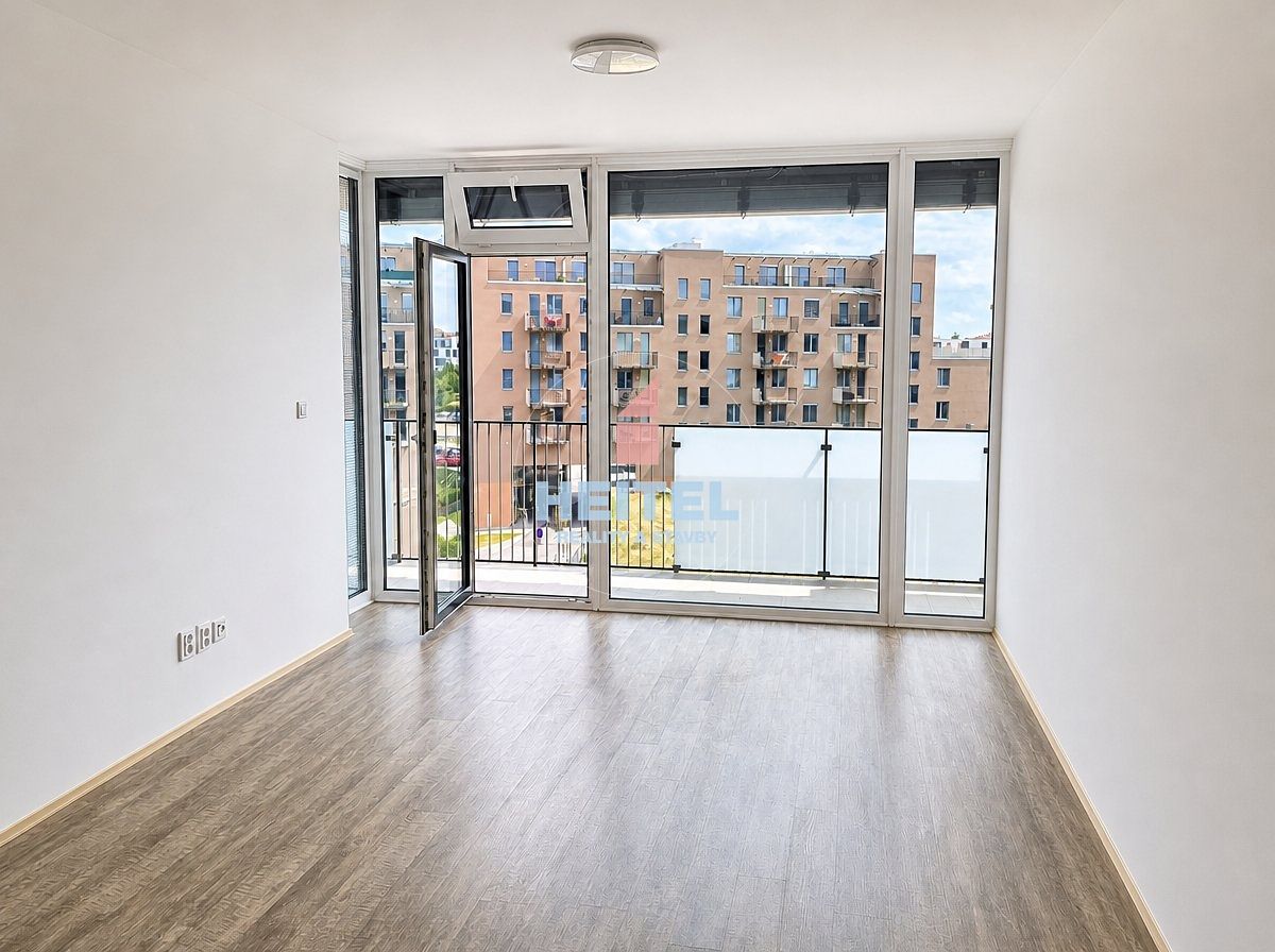 Pronájem bytu 2+kk 56 m²