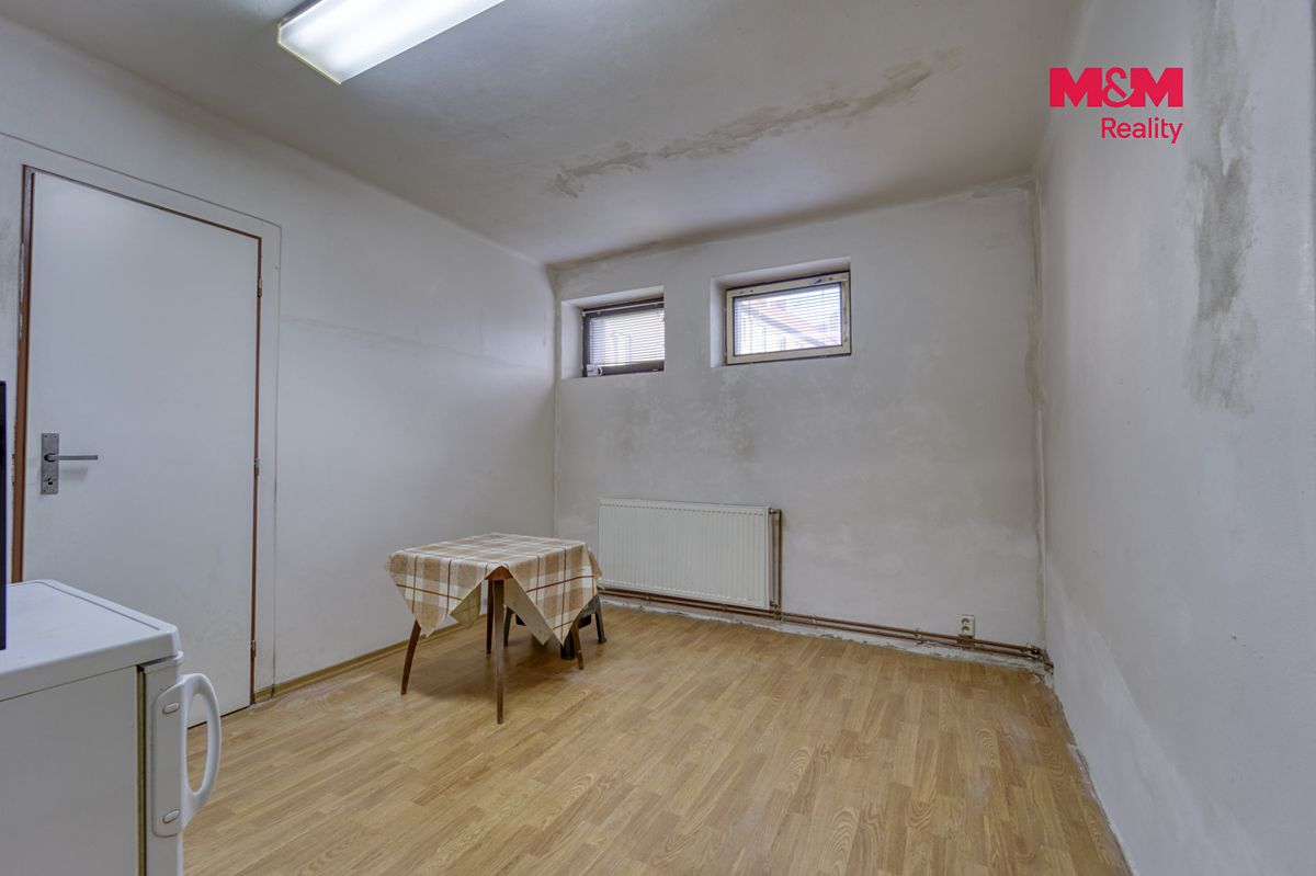 Prodej obchodního prostoru 98 m² – fotografie 5