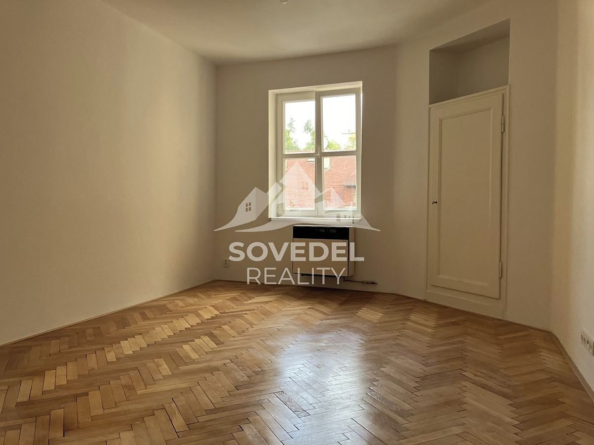Pronájem bytu 1+kk 25 m² – fotografie 5