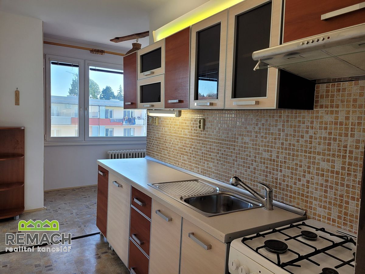 Pronájem bytu 3+1 70 m² – fotografie 3