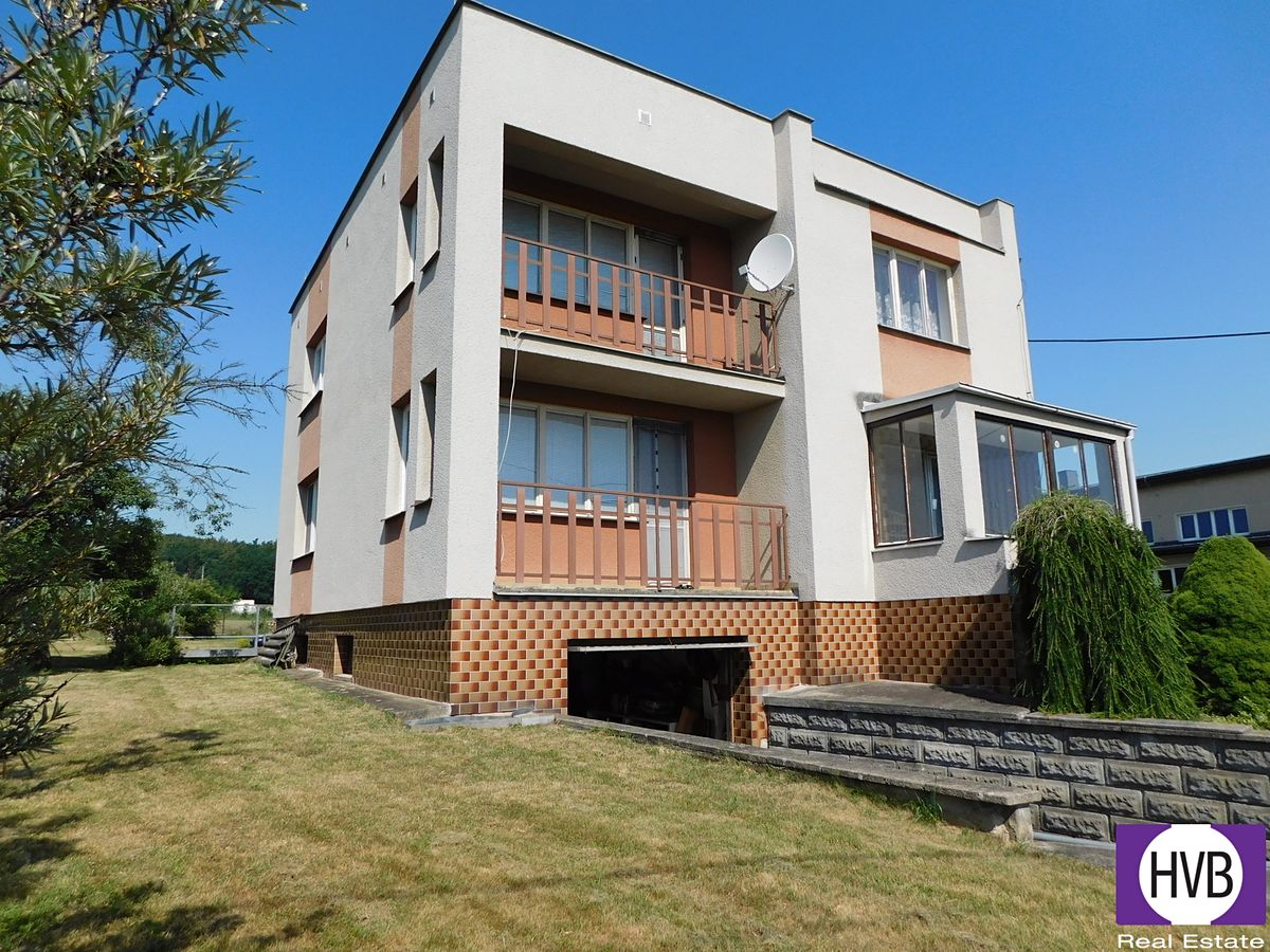 Prodej rodinného domu 200 m², pozemek 802 m²