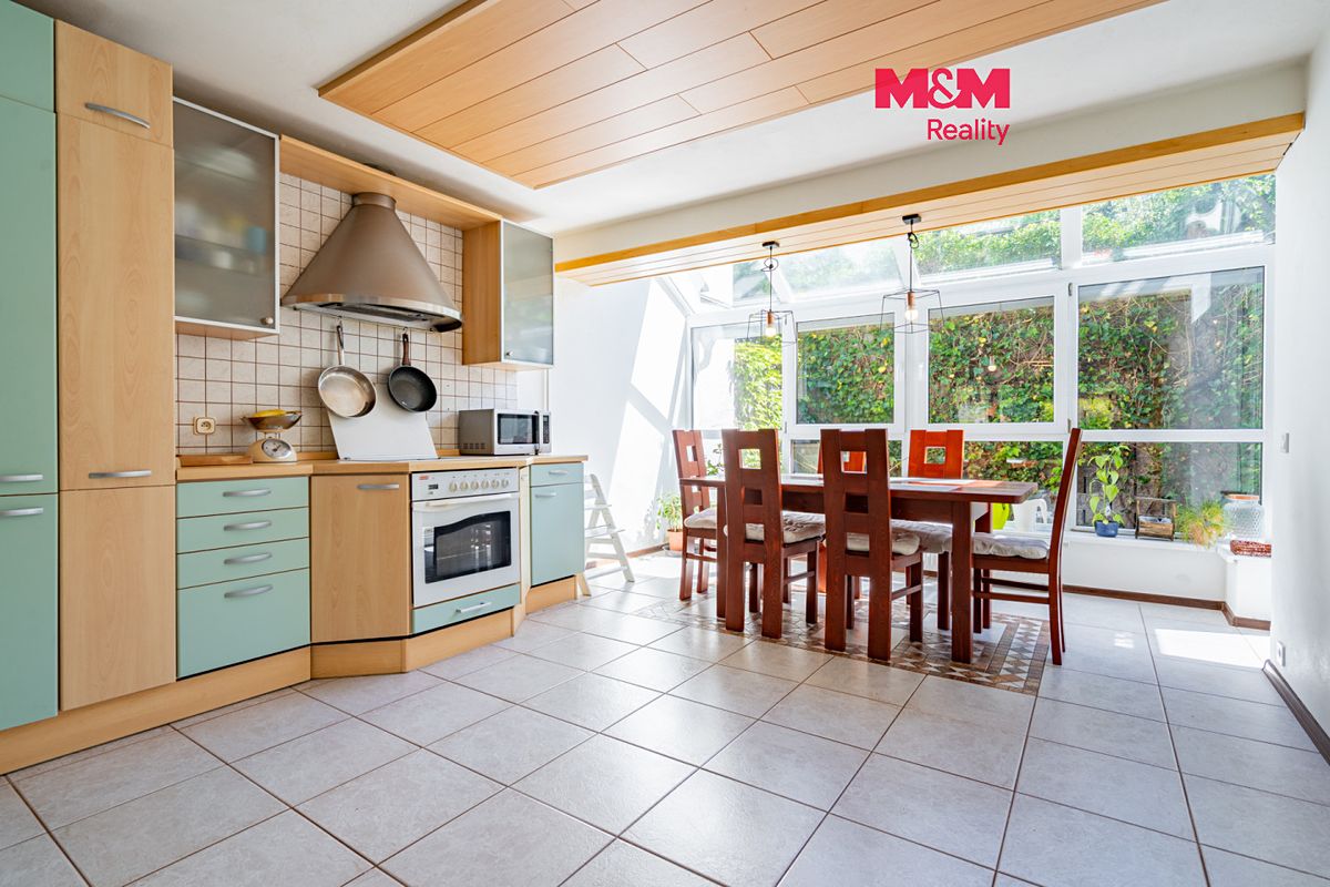 Prodej rodinného domu 157 m², pozemek 454 m²