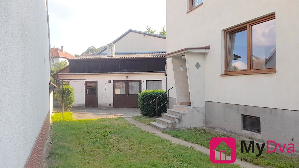 Pronájem rodinného domu 168 m², pozemek 496 m² – fotografie 3