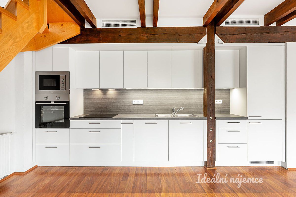 Pronájem bytu 4+kk 127 m² – fotografie 4