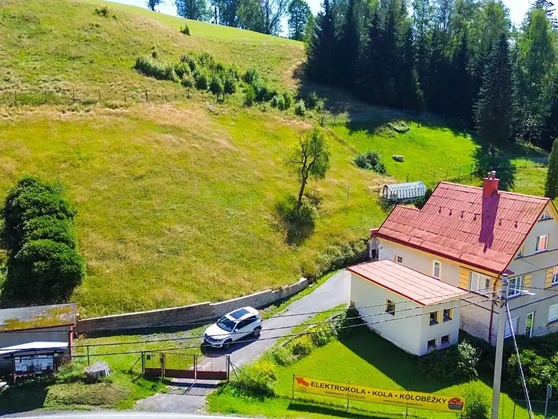 Prodej rodinného domu 200 m², pozemek 2251 m², Janov nad Nisou – náhled fotky 3