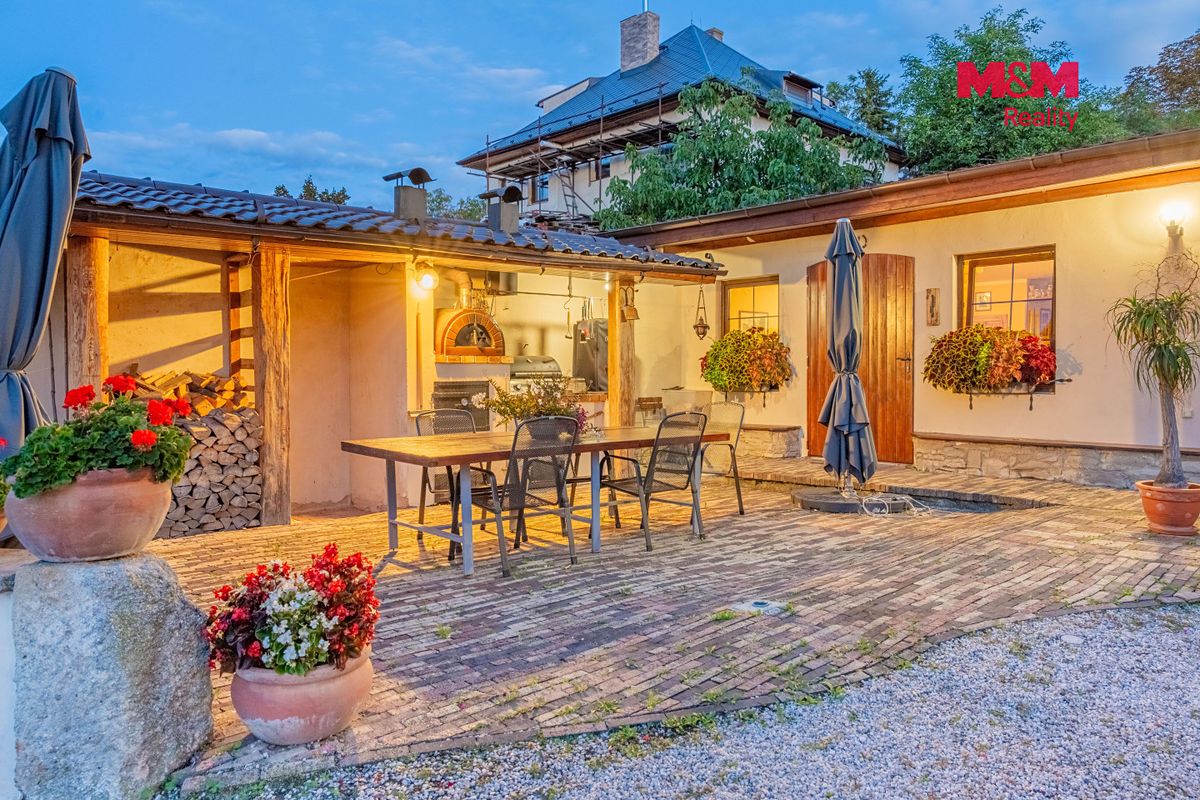 Prodej rodinného domu 178 m², pozemek 5549 m² – fotografie 3