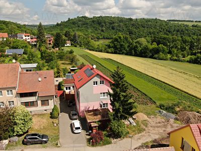 Prodej rodinného domu 366 m², pozemek 792 m²