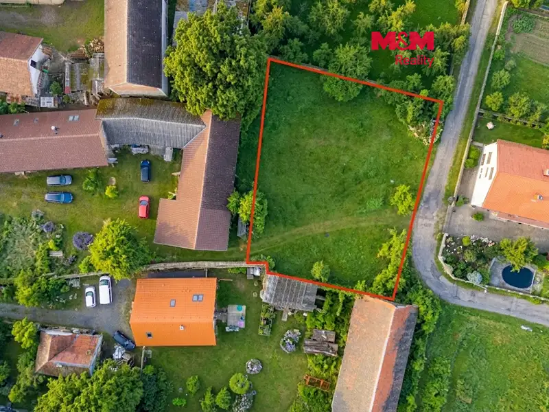 Prodej stavebního pozemku 1129 m², Mrač – náhled fotky 1