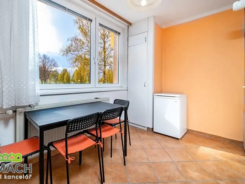 Prodej bytu 2+1 44 m², Uherské Hradiště – náhled fotky 2