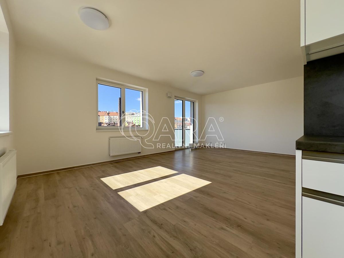 Pronájem bytu 2+kk 60 m² – fotografie 5