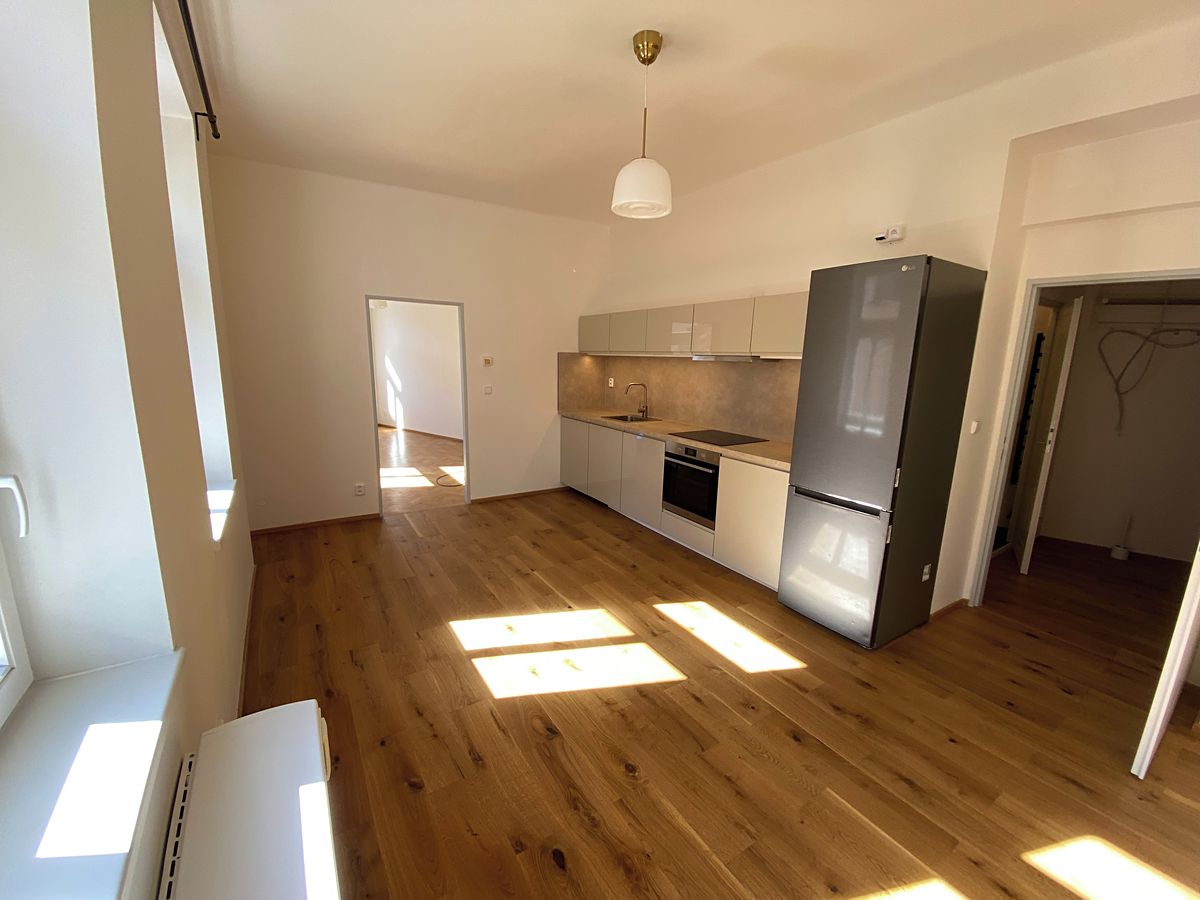 Pronájem bytu 2+kk 42 m²