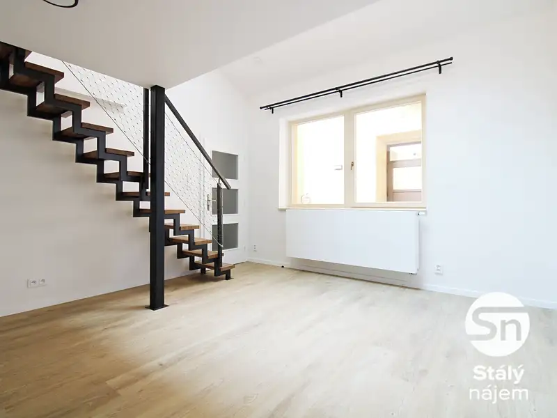 Pronájem bytu 2+kk 45 m², Praha – náhled fotky 3