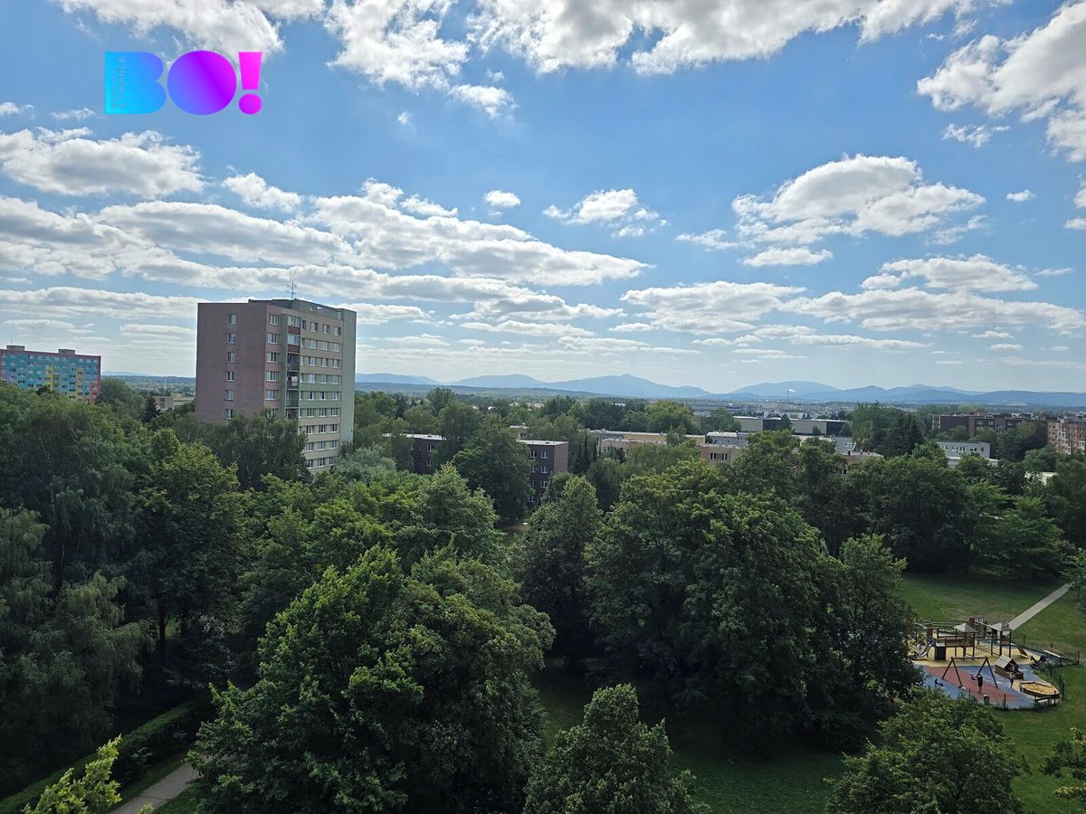 Pronájem bytu 1+1 36 m² – fotografie 2