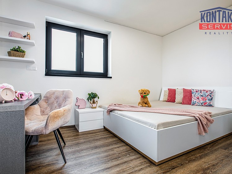 Prodej domu, 236 m² (27 z 40)