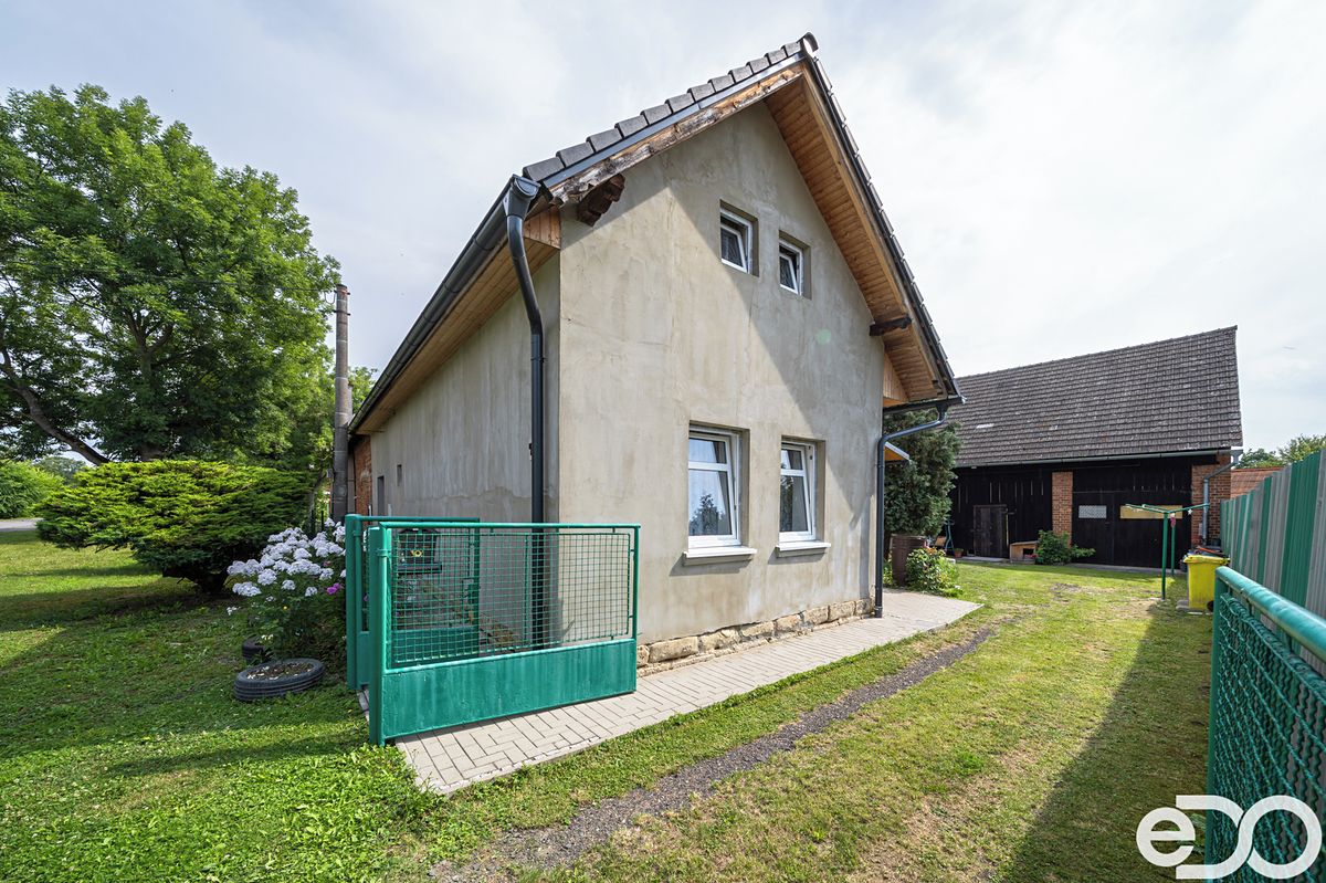 Prodej rodinného domu 114 m², pozemek 1685 m²