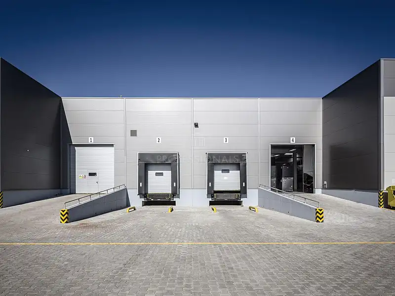 Pronájem skladového prostoru 2170 m², Plzeň – náhled fotky 2