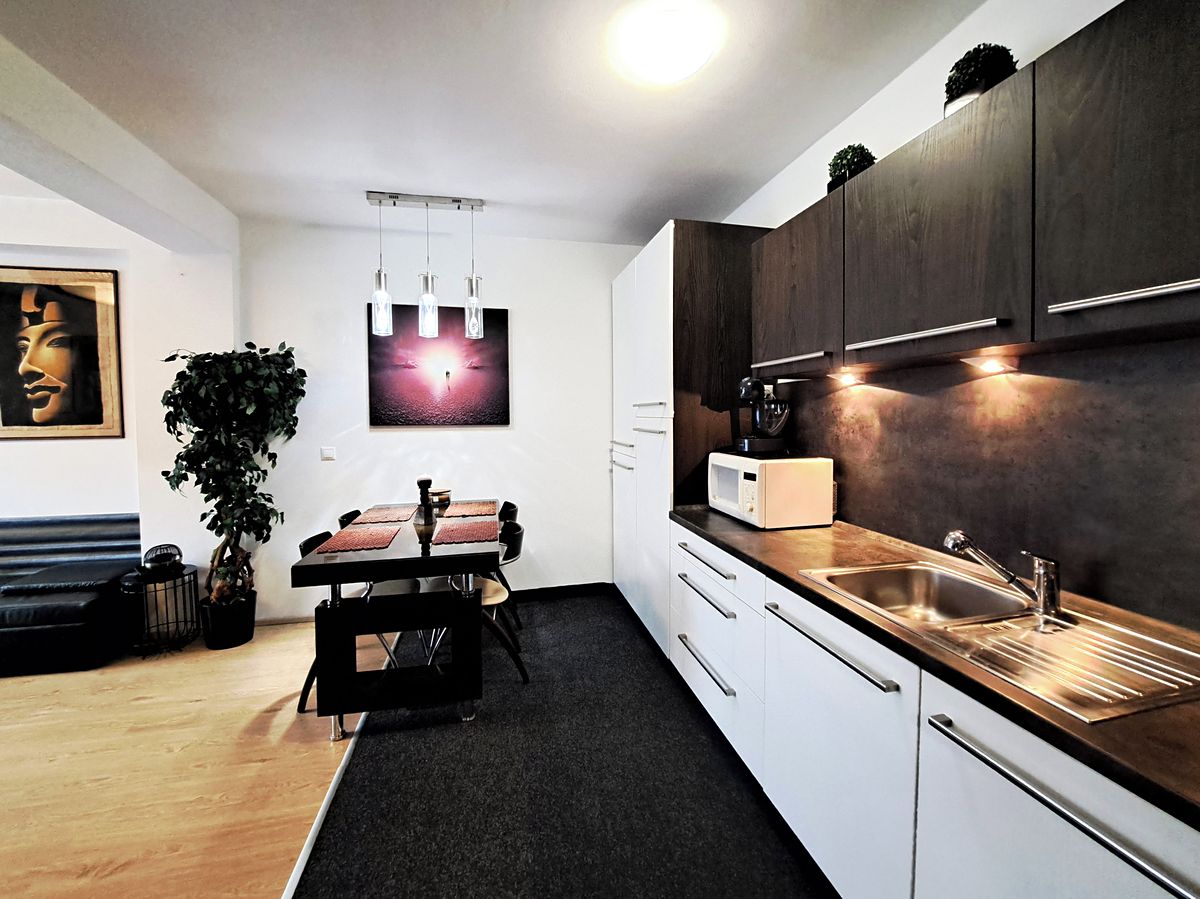 Pronájem bytu 2+kk 60 m² – fotografie 2