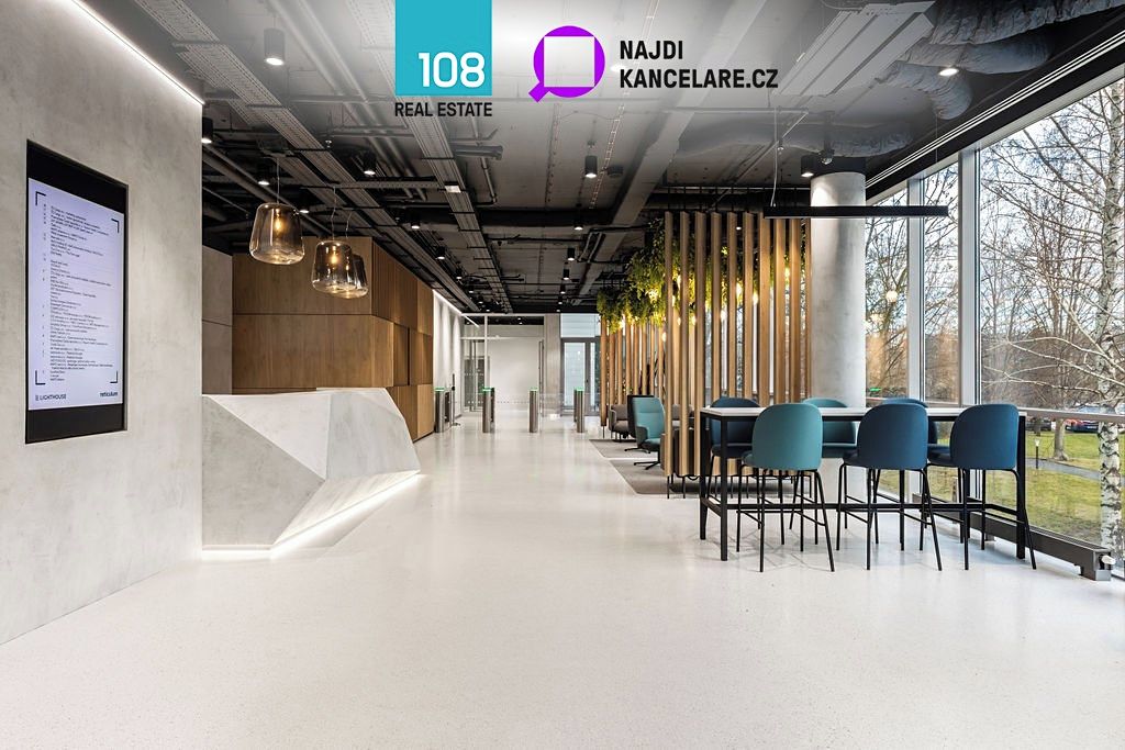 Pronájem obchodního prostoru 291 m² – fotografie 2