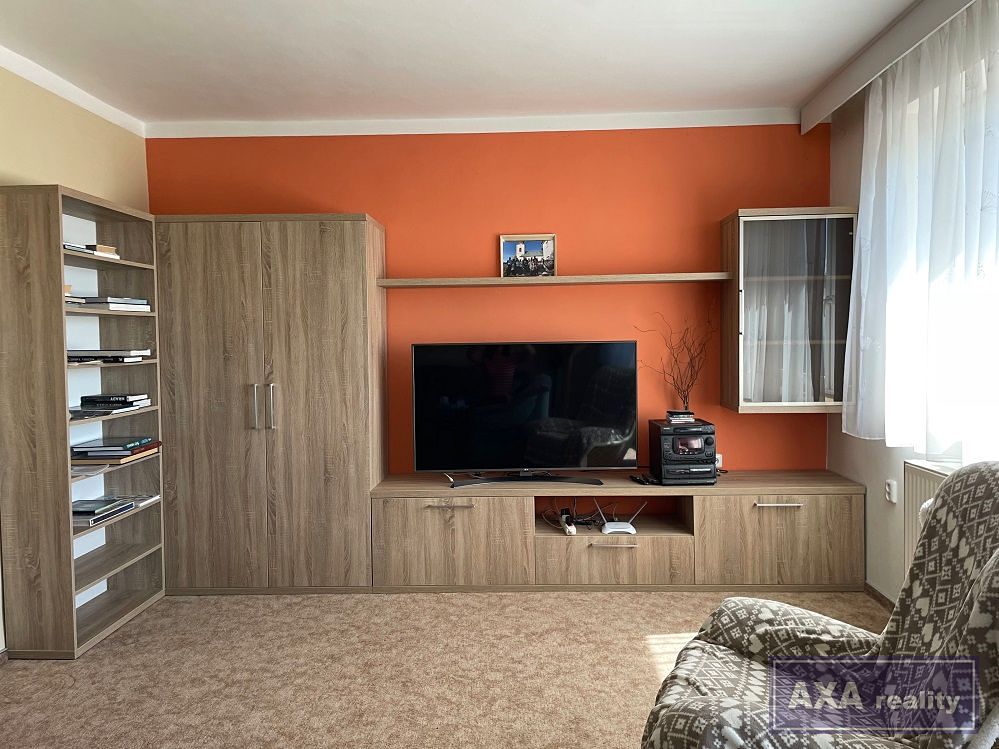 Prodej rodinného domu 200 m², pozemek 391 m² – fotografie 4