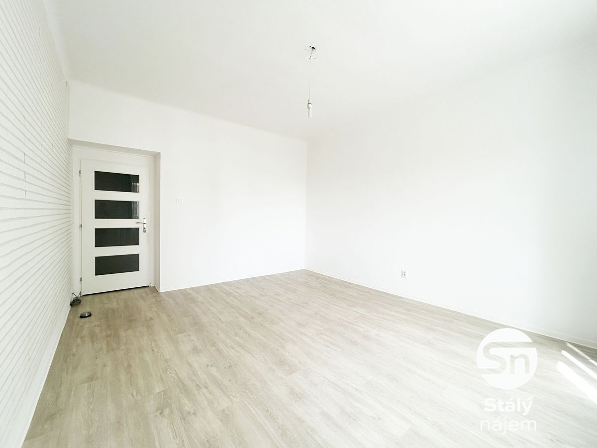 Pronájem bytu 2+kk 45 m² – fotografie 4