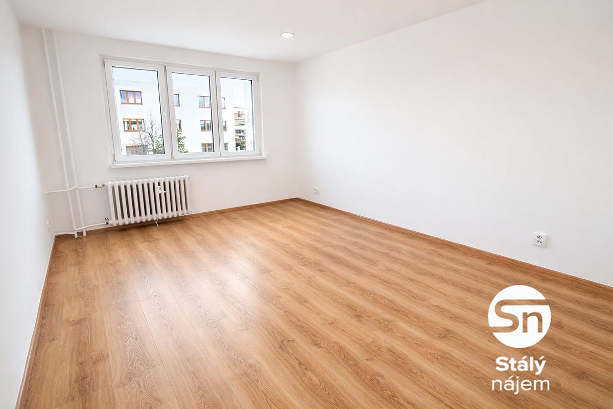 Pronájem bytu 1+1 35 m² – fotografie 3