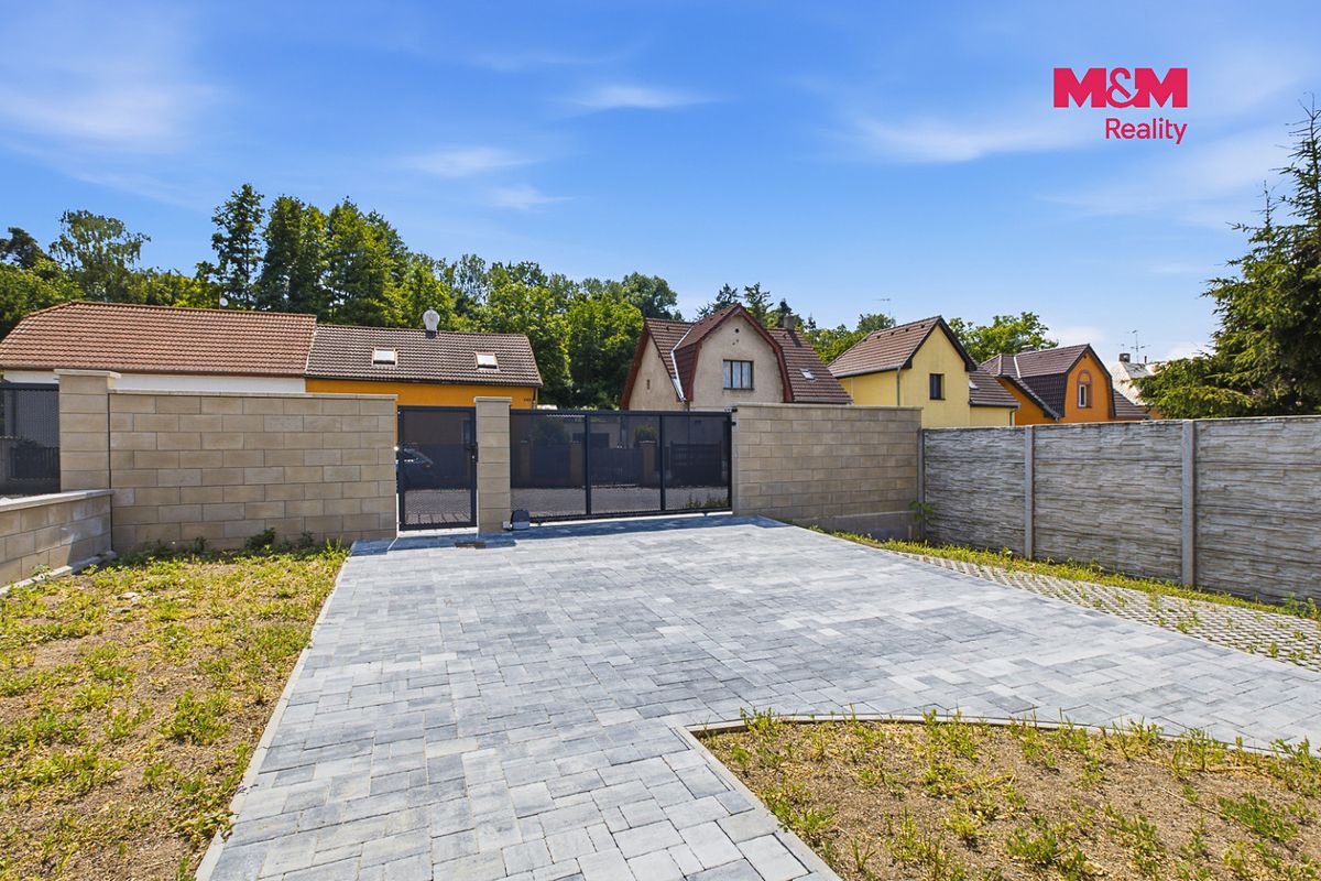 Prodej rodinného domu 104 m², pozemek 528 m² – fotografie 3