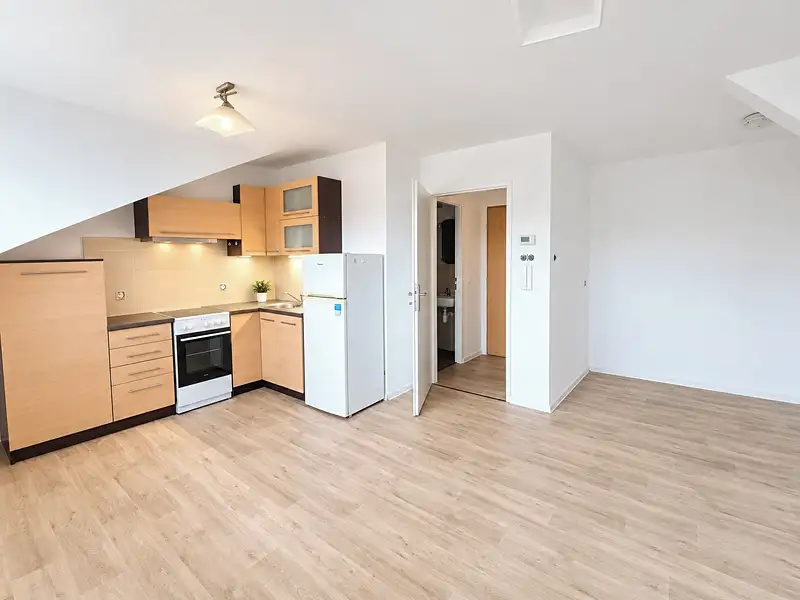 Prodej bytu 1+kk 26 m², Trutnov – náhled fotky 2