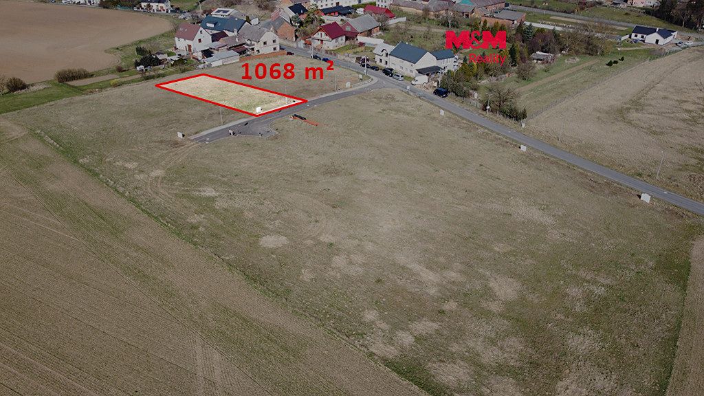 Prodej stavebního pozemku 1072 m²
