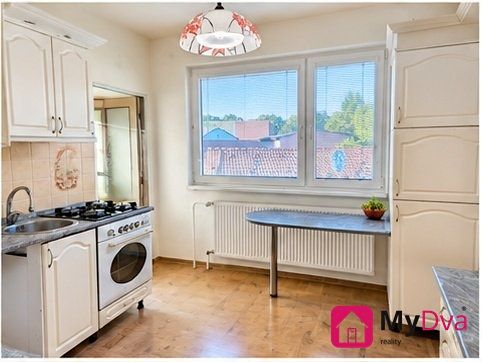 Pronájem rodinného domu 202 m², pozemek 480 m² – fotografie 3