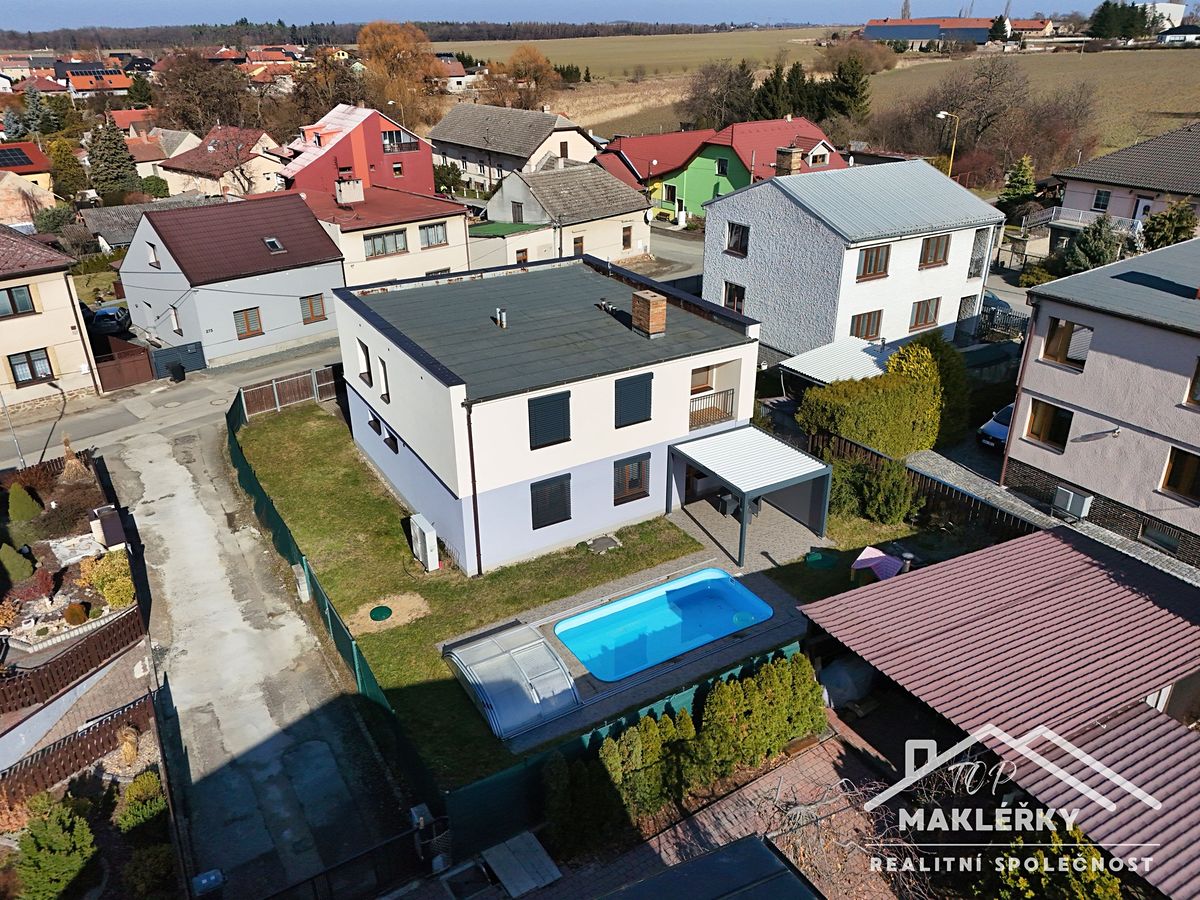 Prodej rodinného domu 186 m², pozemek 568 m²