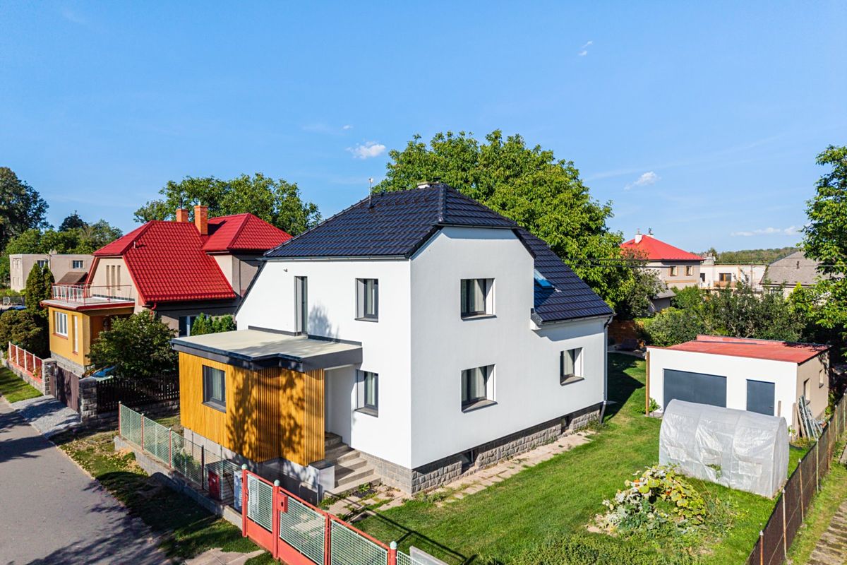 Prodej rodinného domu 161 m², pozemek 834 m²