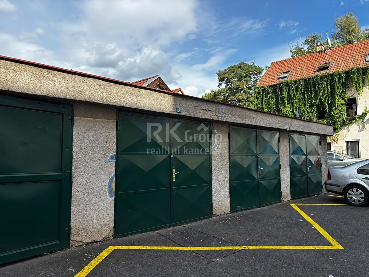 Pronájem garáže 18 m²