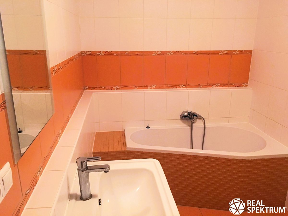 Pronájem bytu 3+kk 87 m² – fotografie 3
