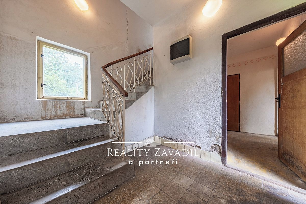 Prodej rodinného domu 146 m², pozemek 980 m² – fotografie 5