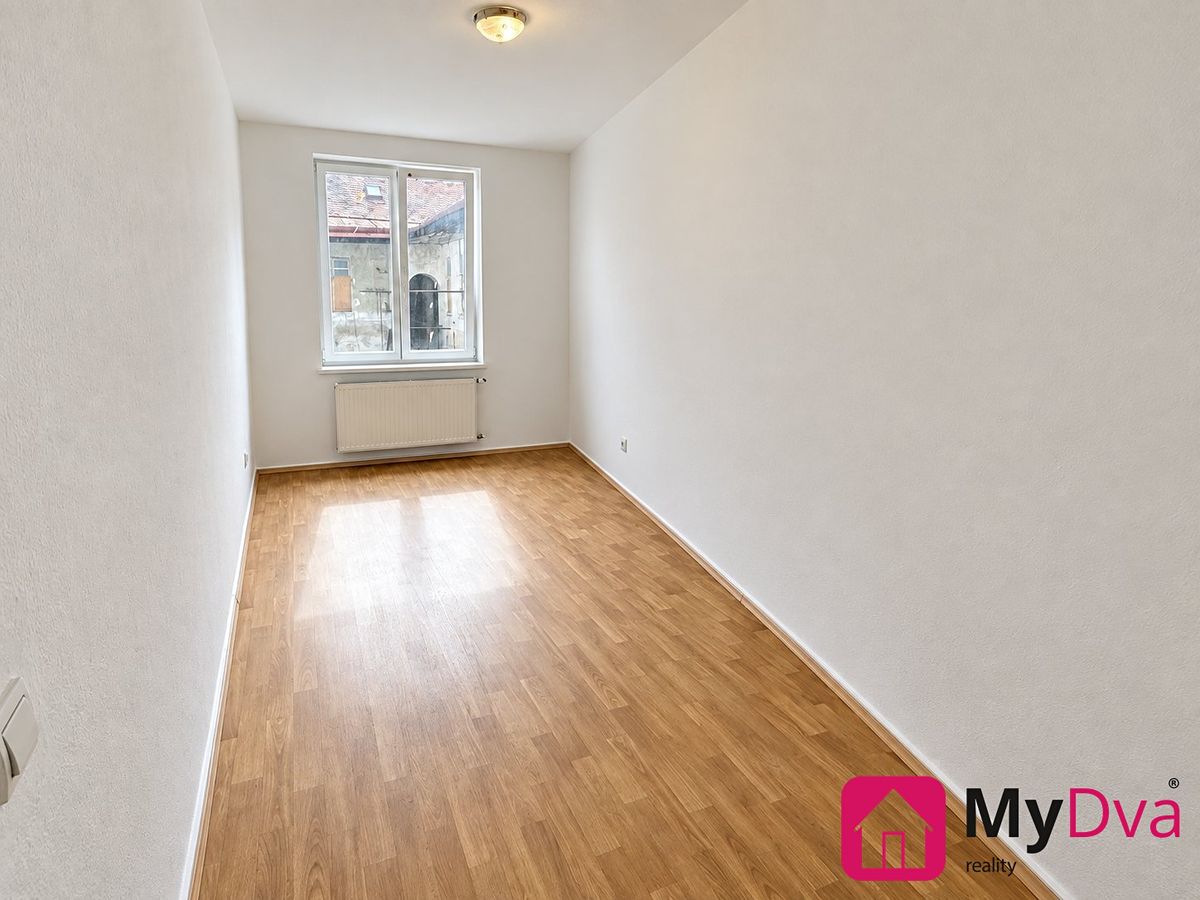 Pronájem bytu 2+1 75 m² – fotografie 5