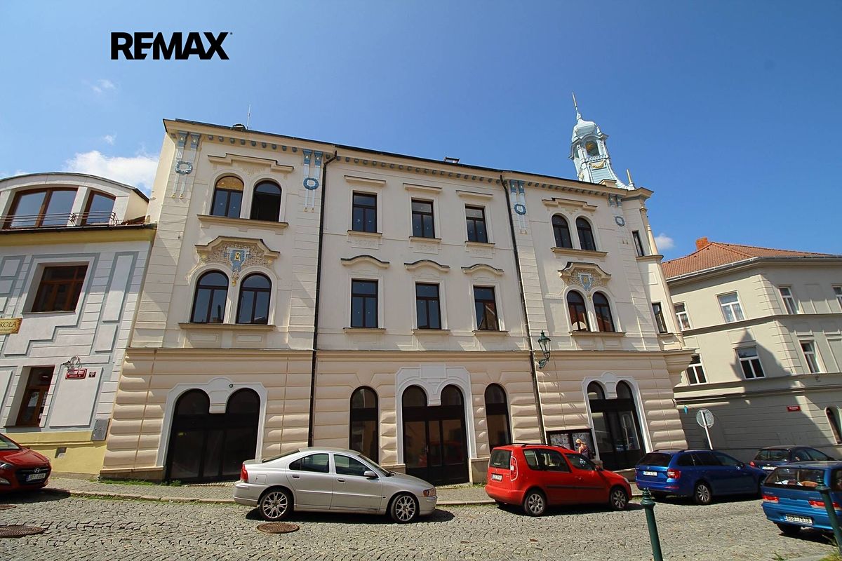 Pronájem bytu 3+kk 103 m²