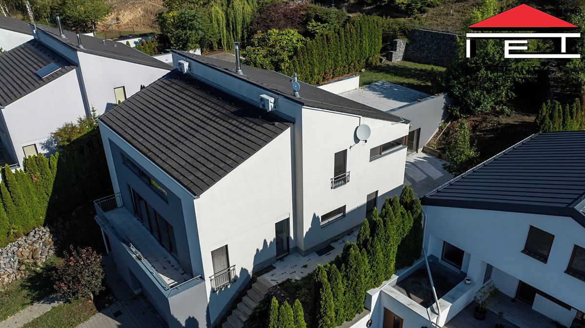 Prodej rodinného domu 326 m², pozemek 2960 m² – fotografie 4