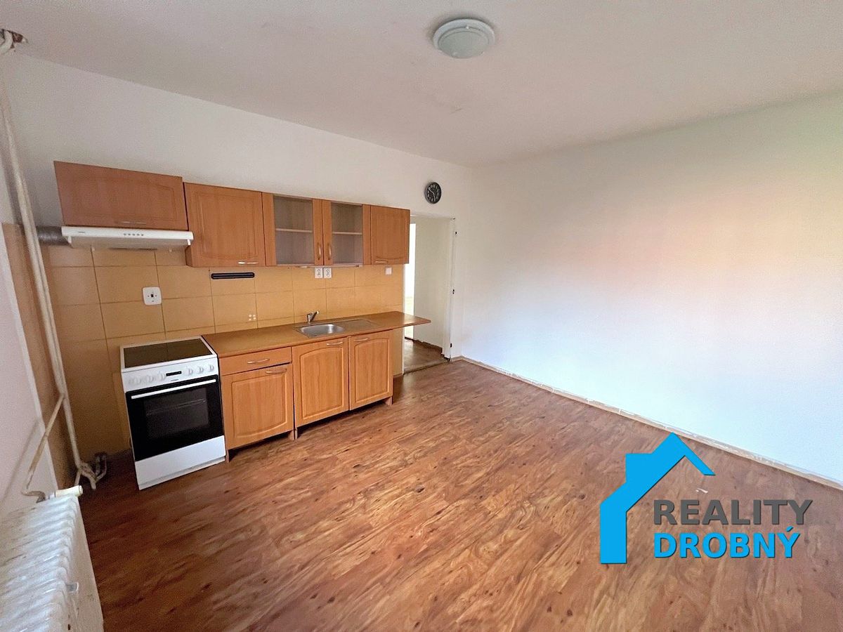 Pronájem bytu 2+1 64 m² – fotografie 2