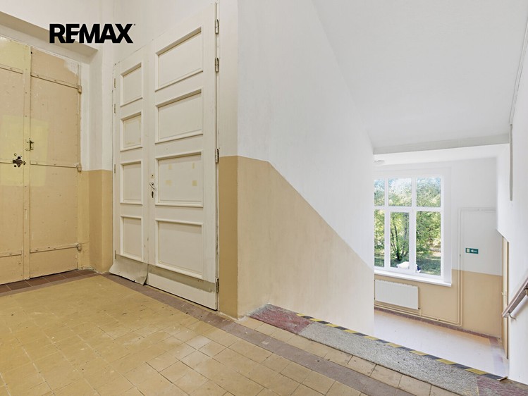 Prodej komerčního prostoru, 4 434 m² (10 z 19)
