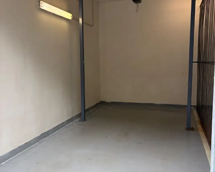 Pronájem skladového prostoru 17 m², Praha – náhled fotky 3