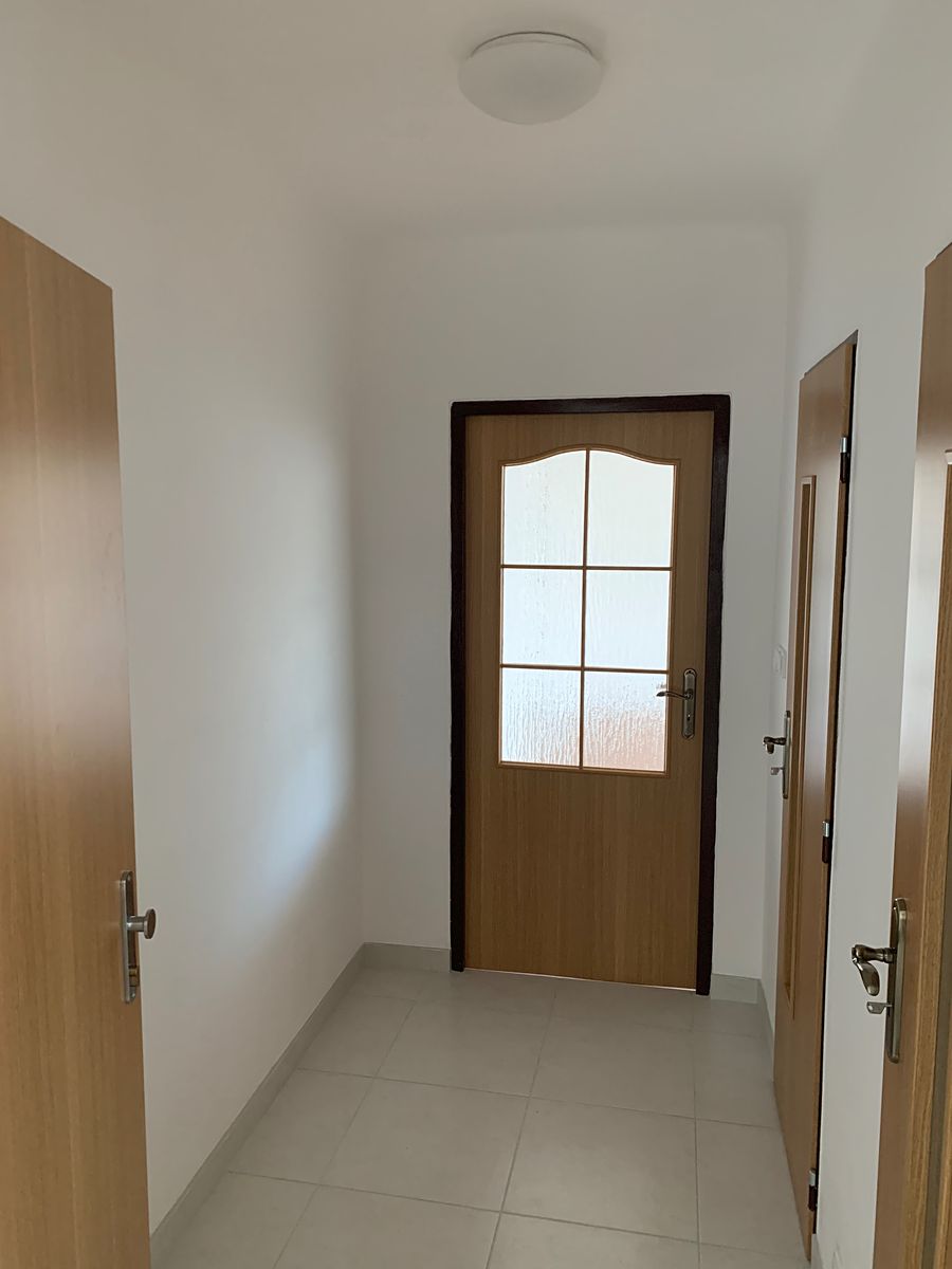 Pronájem bytu 2+1 50 m² – fotografie 4