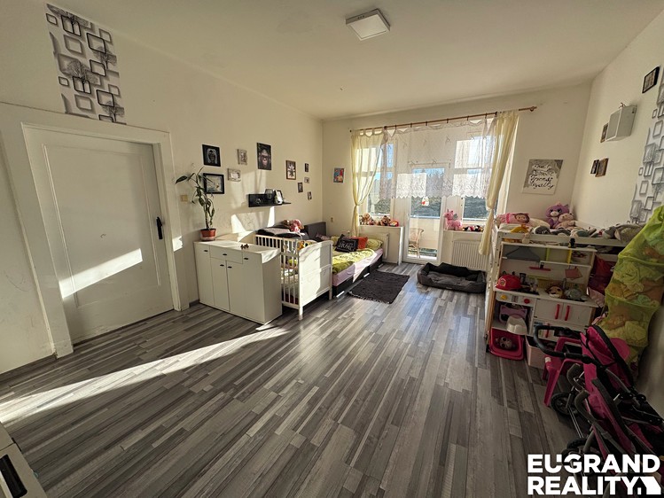 Prodej komerčního prostoru, 1 165 m² (15 z 30)