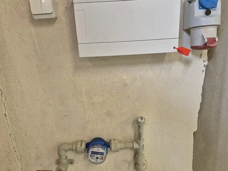 Pronájem skladového prostoru 30 m², Český Krumlov – náhled fotky 3