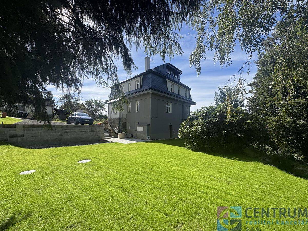 Pronájem bytu 3+kk 63 m²