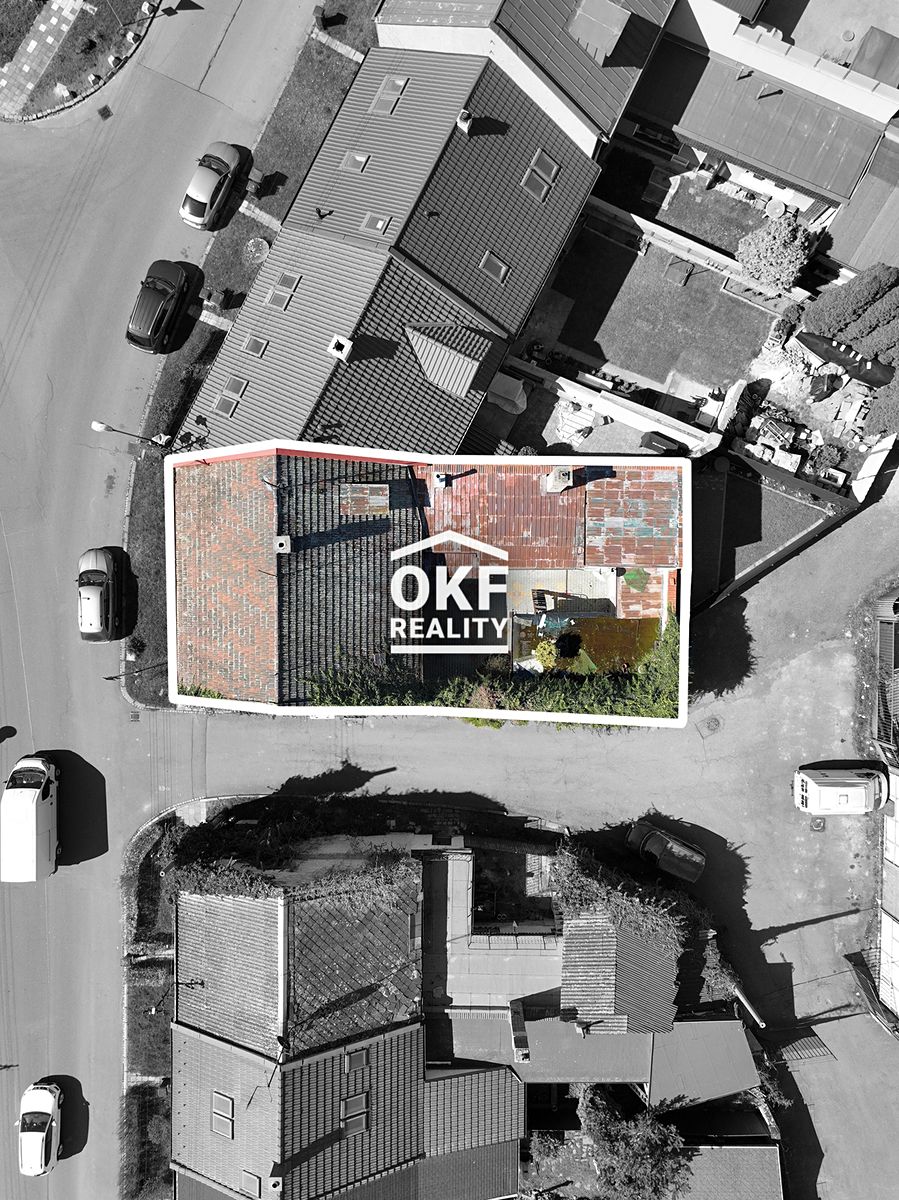 Prodej rodinného domu 130 m², pozemek 239 m² – fotografie 2