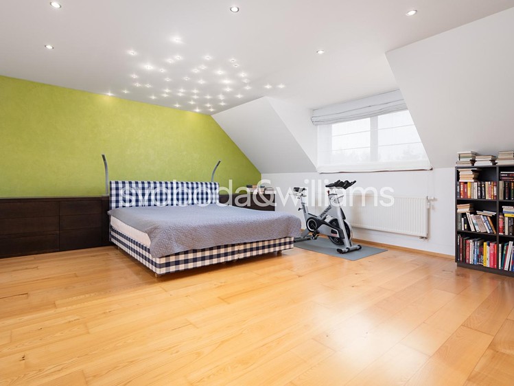 Haus zum Kauf, 300 m² (12 von 20)