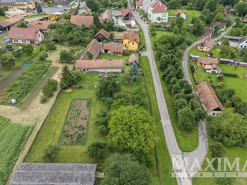 Prodej stavebního pozemku 1372 m², Běchary – náhled fotky 2